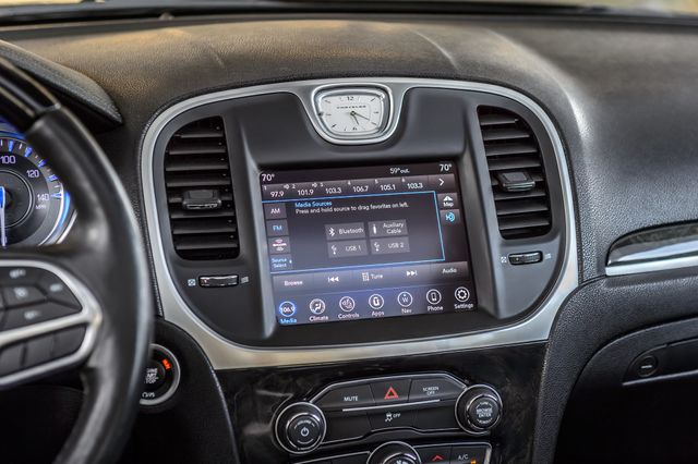 2020 Chrysler 300 300 LIMITED AWD - NAV - BACKUP CAM - BLUETOOTH  - 22990634 - 30