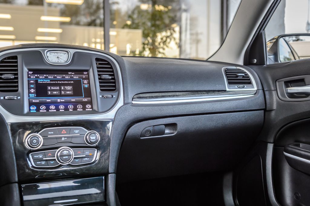 2020 Chrysler 300 300 LIMITED AWD - NAV - BACKUP CAM - BLUETOOTH  - 22990634 - 35