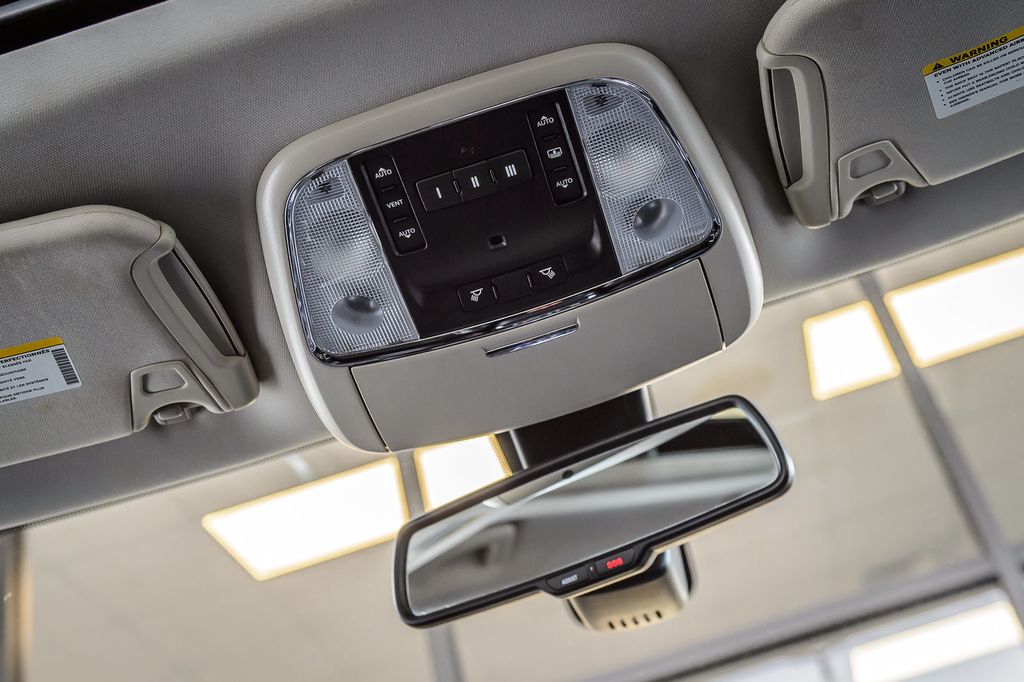 2020 Chrysler 300 300 LIMITED AWD - NAV - BACKUP CAM - BLUETOOTH  - 22990634 - 37