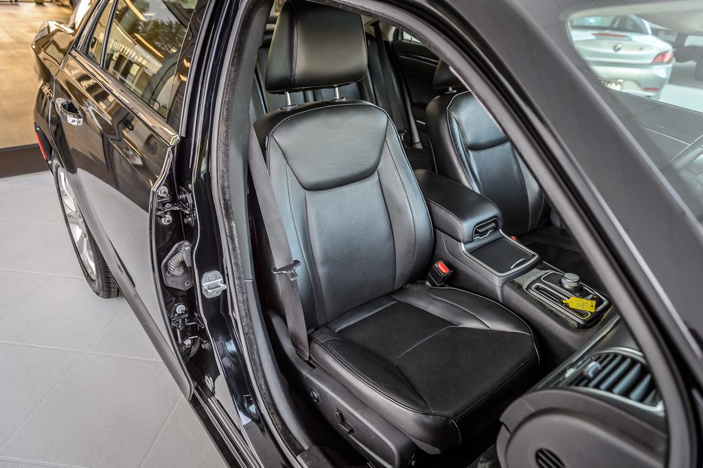 2020 Chrysler 300 300 LIMITED AWD - NAV - BACKUP CAM - BLUETOOTH  - 22990634 - 45