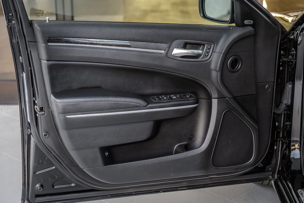 2020 Chrysler 300 300 LIMITED AWD - NAV - BACKUP CAM - BLUETOOTH  - 22990634 - 48