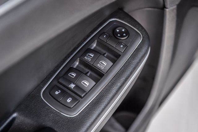 2020 Chrysler 300 300 LIMITED AWD - NAV - BACKUP CAM - BLUETOOTH  - 22990634 - 52