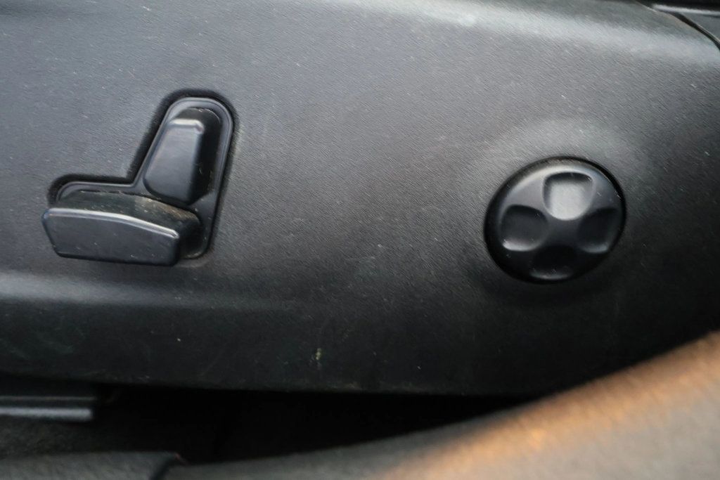 2020 Chrysler 300 300 S, 5.7L V8, SPOILER, 20" BLACKOUT WHEELS, ALPINE SOUND, BT!! - 22935445 - 34