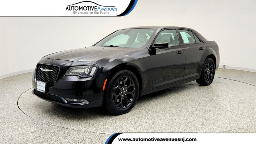 2020 Chrysler 300 300S AWD - 23043978 | Video 1