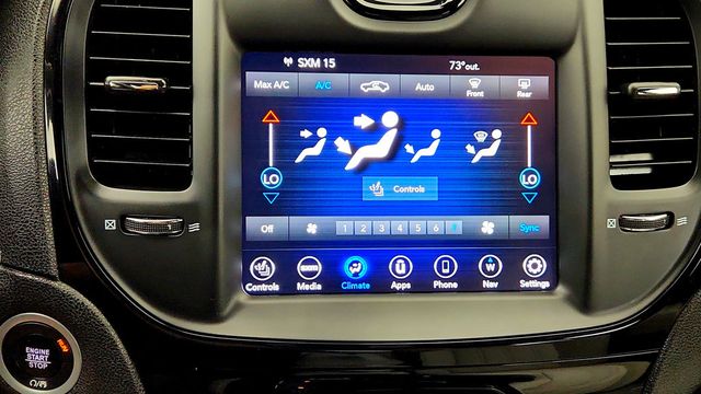 2020 Chrysler 300 300S AWD - 23043978 - 17