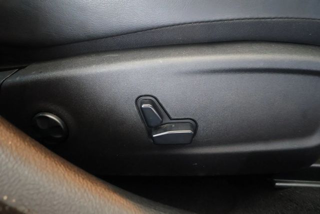 2020 Chrysler 300 300S RWD - 22935445 - 44