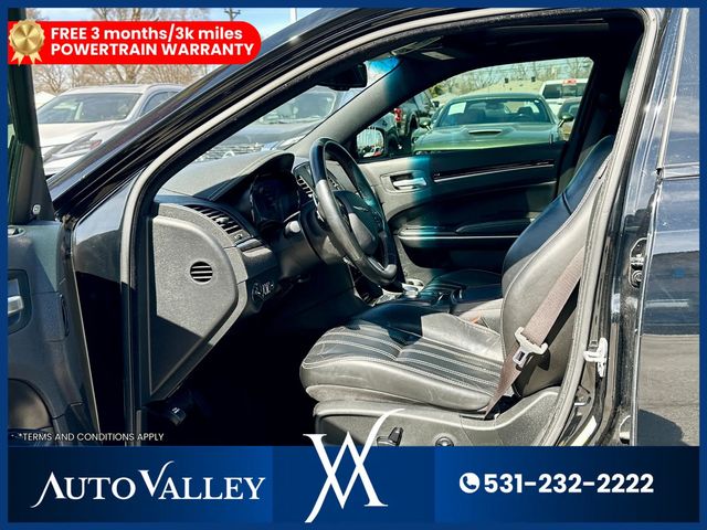 2020 Chrysler 300 300S Sedan 4D - 23006016 - 13