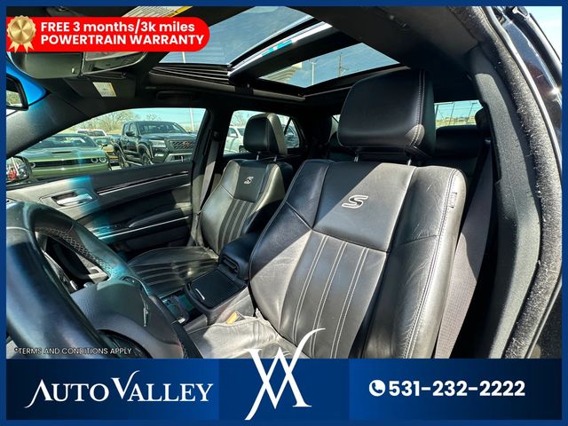 2020 Chrysler 300 300S Sedan 4D - 23006016 - 14