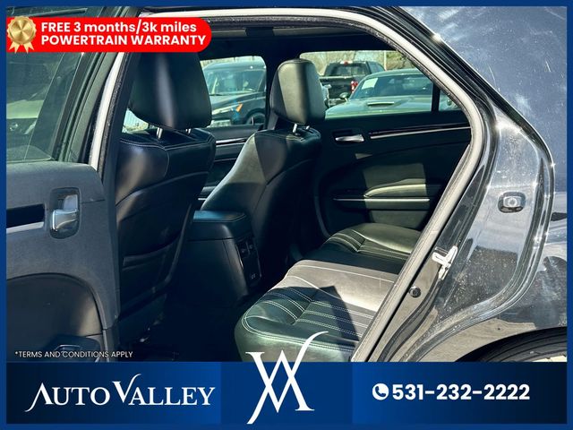 2020 Chrysler 300 300S Sedan 4D - 23006016 - 21