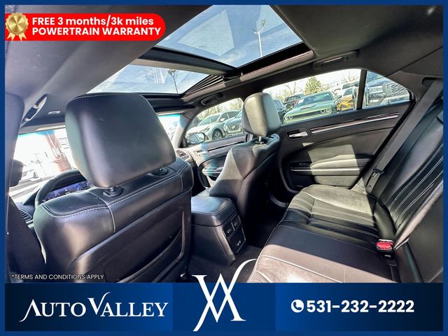 2020 Chrysler 300 300S Sedan 4D - 23006016 - 23