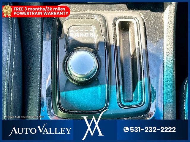 2020 Chrysler 300 300S Sedan 4D - 23006016 - 34