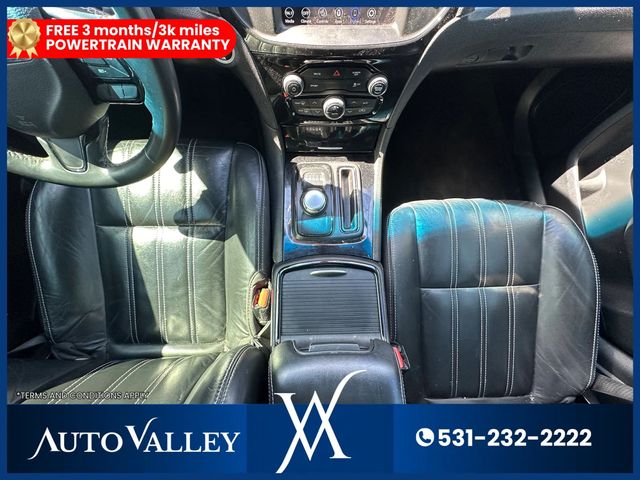 2020 Chrysler 300 300S Sedan 4D - 23006016 - 35