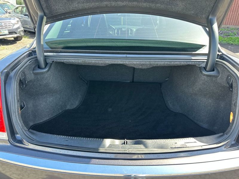 2020 Chrysler 300 Limited RWD - 22954008 - 20