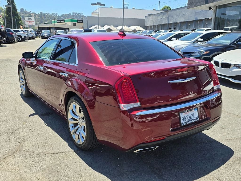 2020 Chrysler 300 Limited RWD - 22557815 - 5