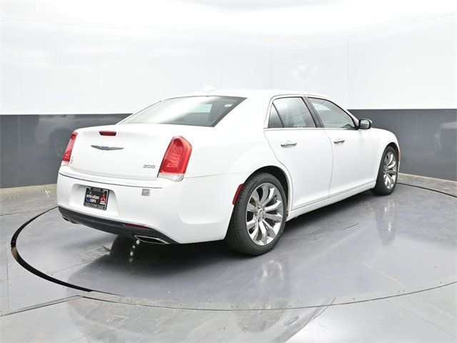 2020 Chrysler 300 Limited RWD - 22952314 - 18