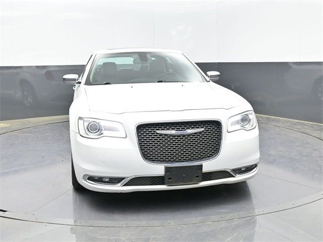 2020 Chrysler 300 Limited RWD - 22952314 - 21