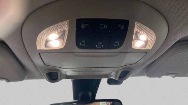 2020 Chrysler Pacifica Limited - 22969573 - 15