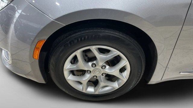 2020 Chrysler Pacifica Limited - 22969573 - 19