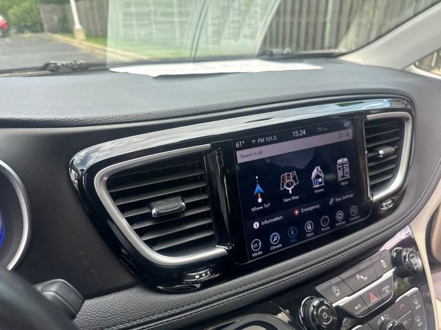 2020 Chrysler Pacifica Limited - 23041194 - 11