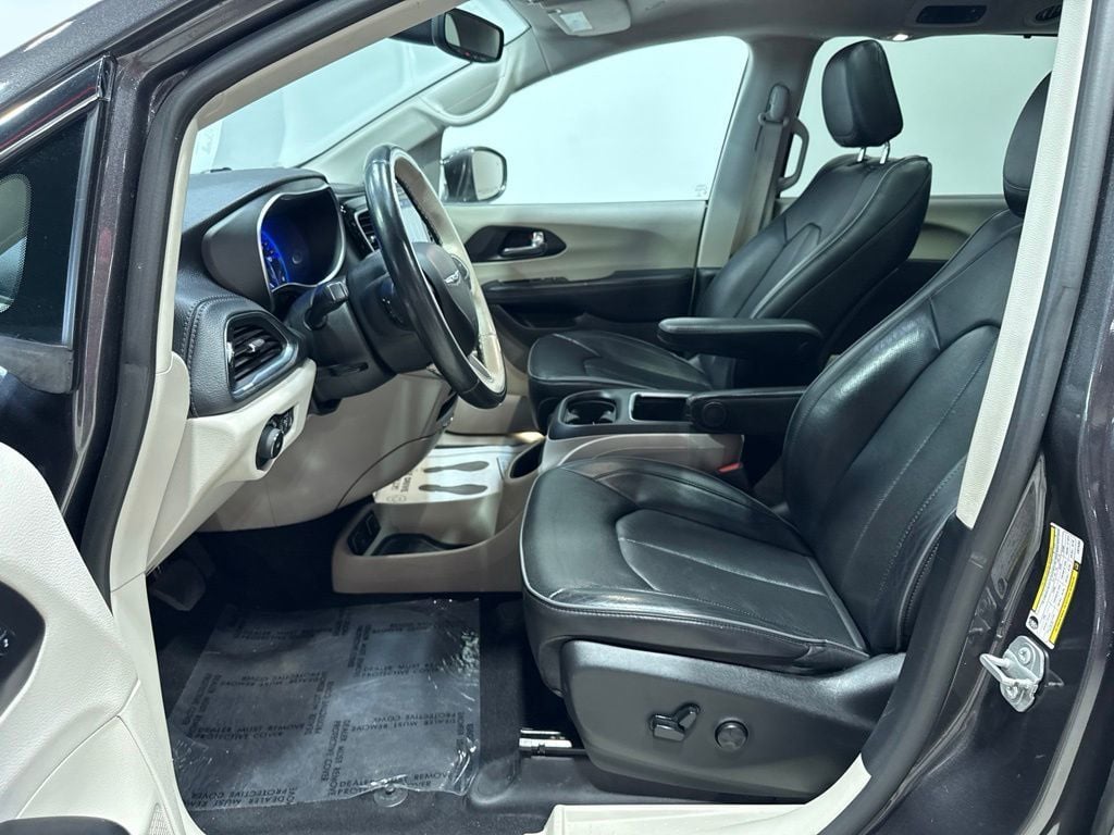 2020 Chrysler Pacifica Limited - 23041194 - 21