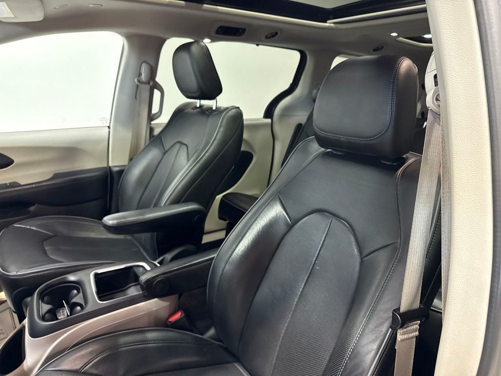 2020 Chrysler Pacifica Limited - 23041194 - 24