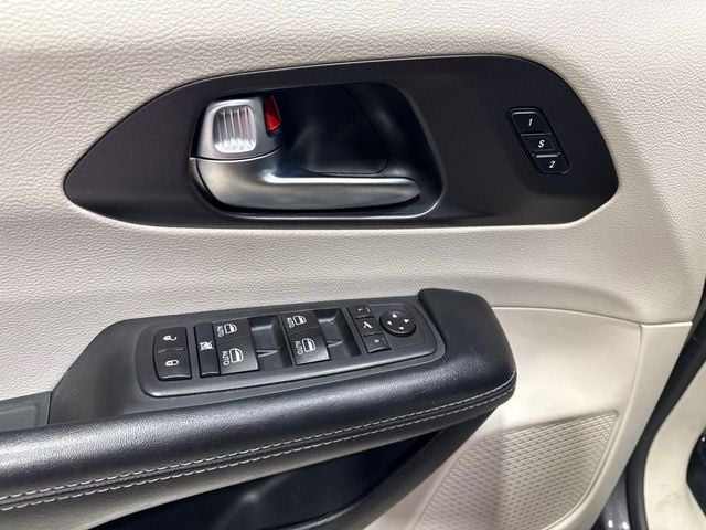 2020 Chrysler Pacifica Limited - 23041194 - 27