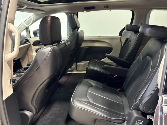 2020 Chrysler Pacifica Limited - 23041194 - 30