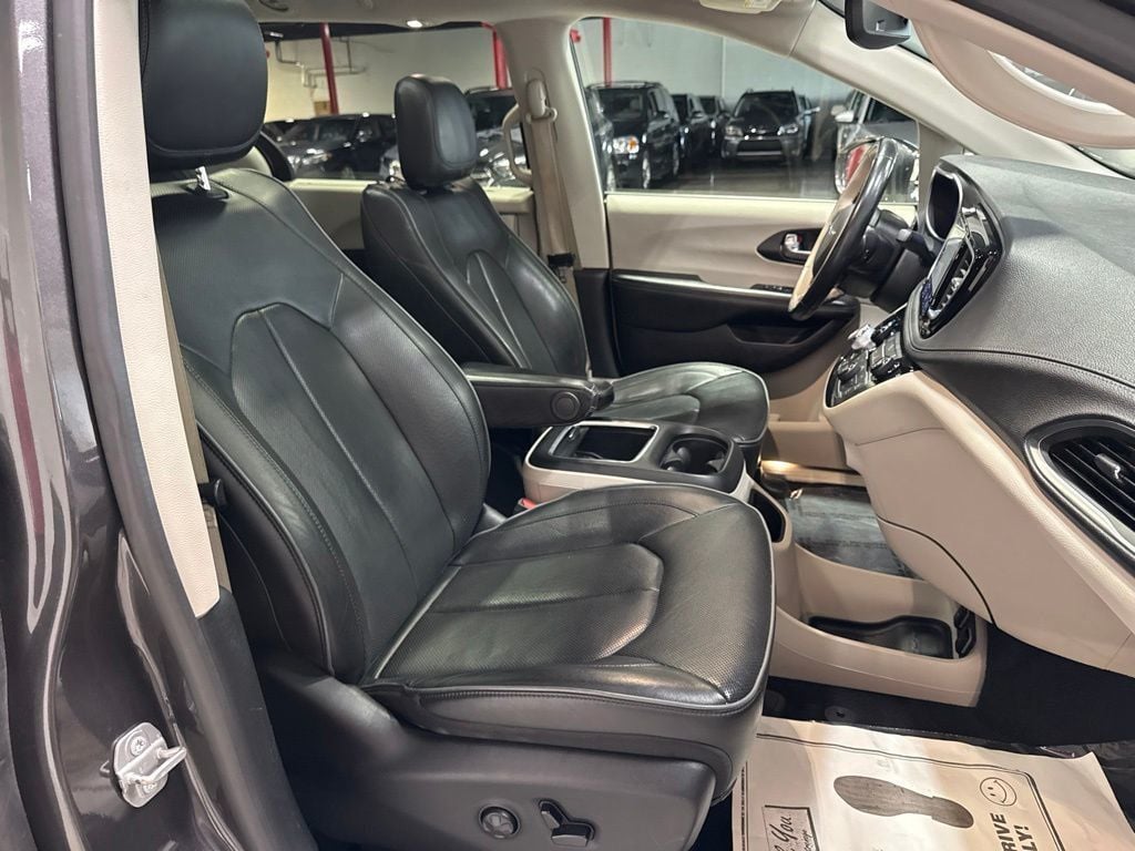 2020 Chrysler Pacifica Limited - 23041194 - 42