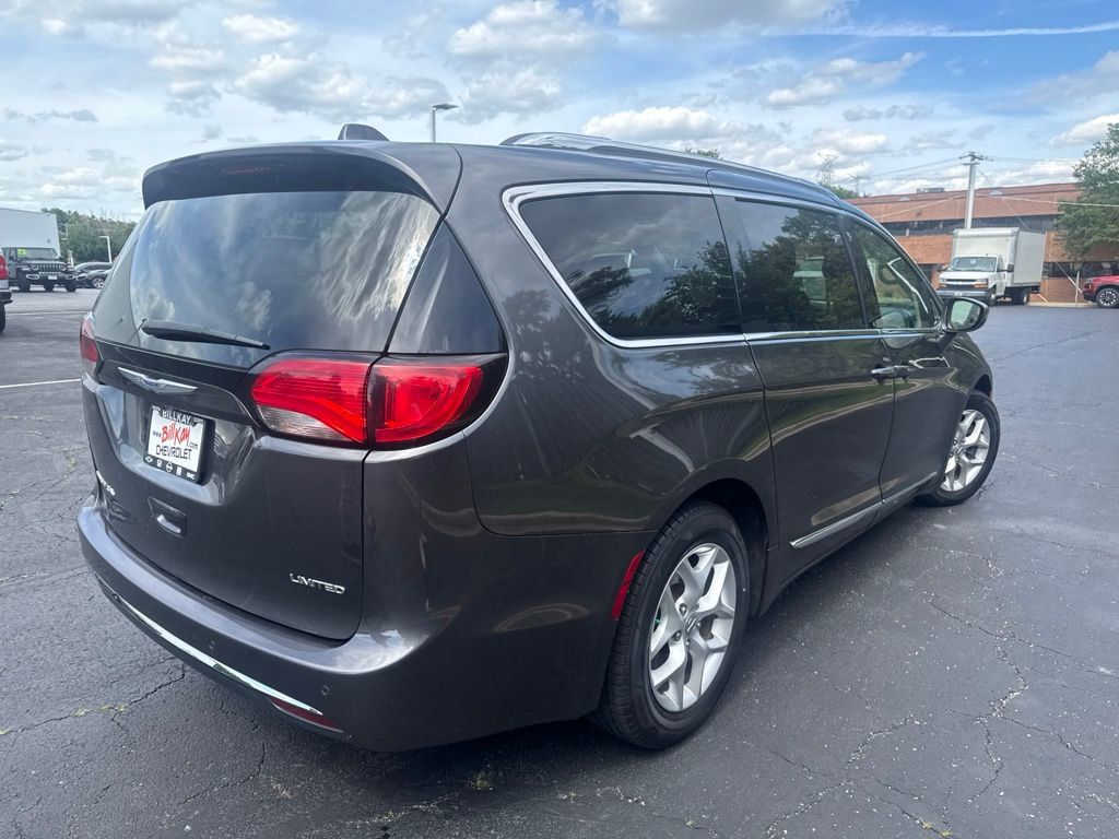 2020 Chrysler Pacifica Limited - 23041194 - 5