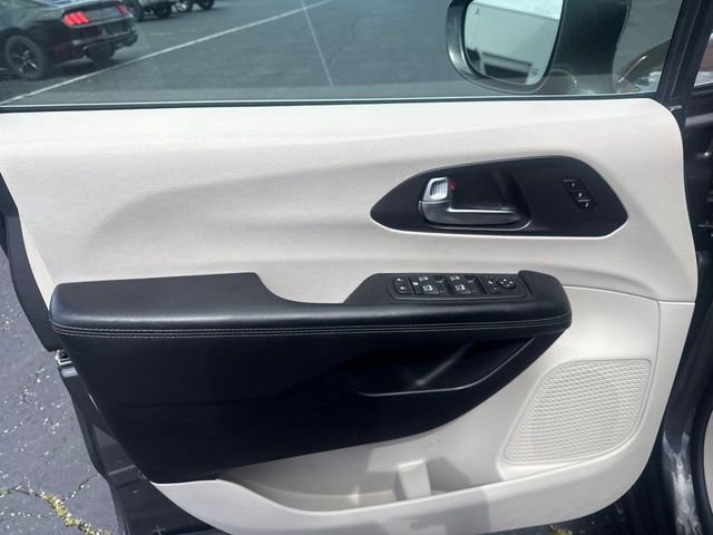 2020 Chrysler Pacifica Limited - 23041194 - 8