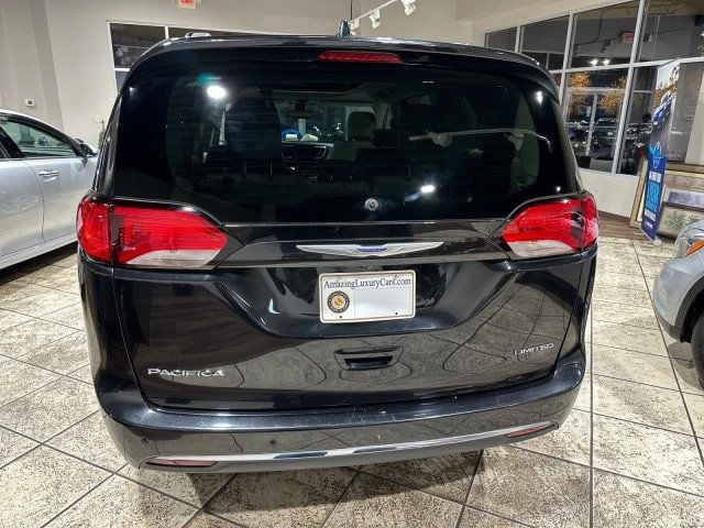 2020 Chrysler Pacifica Limited FWD - 22615419 - 4