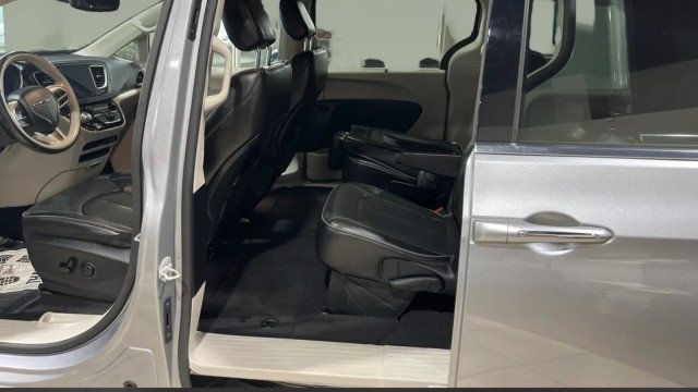 2020 Chrysler Pacifica Limited FWD - 22969573 - 10