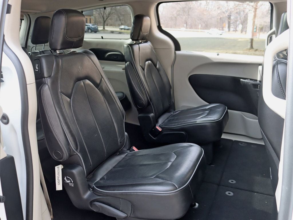 2020 Chrysler Pacifica Limited FWD - 22987517 - 24