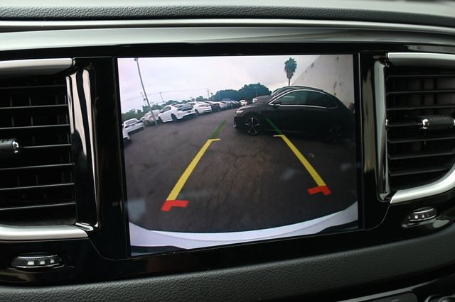2020 Chrysler Pacifica Touring FWD - 23027684 - 8
