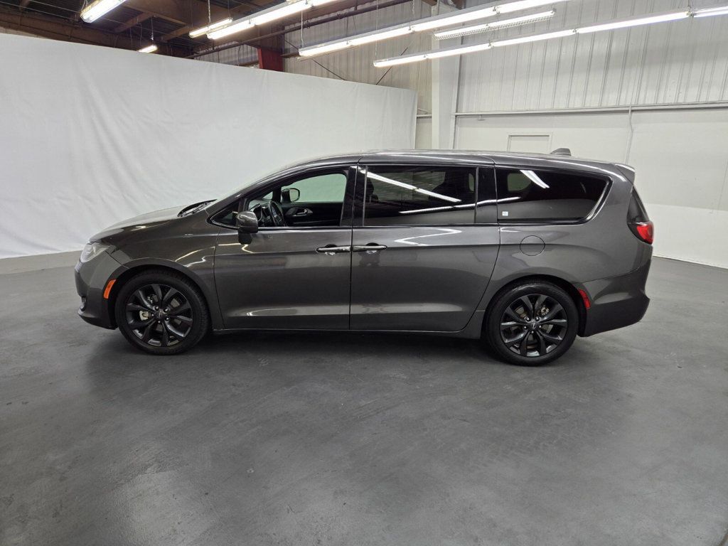 2020 Chrysler Pacifica Touring FWD - 22507986 - 1