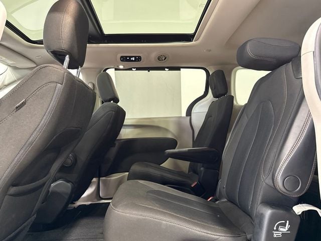 2020 Chrysler Pacifica Touring FWD - 23071724 - 23