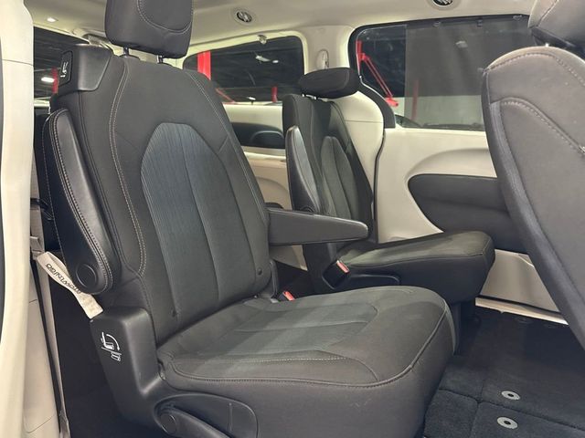 2020 Chrysler Pacifica Touring FWD - 23071724 - 27