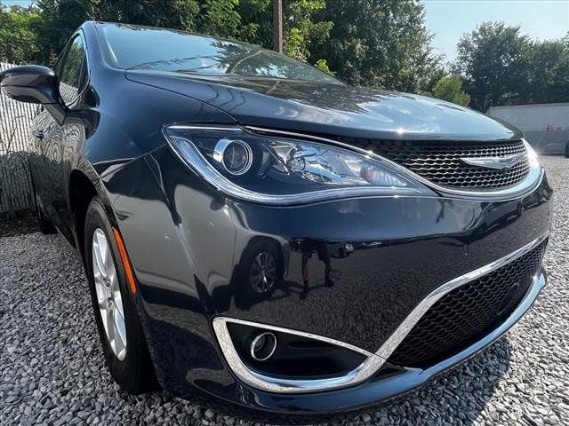 2020 Chrysler Pacifica Touring FWD - 22515308 - 17