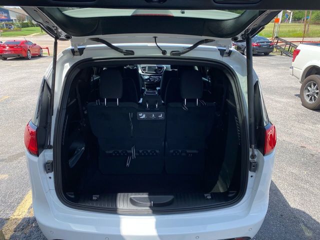 2020 Chrysler Pacifica Touring FWD - 20899389 - 9
