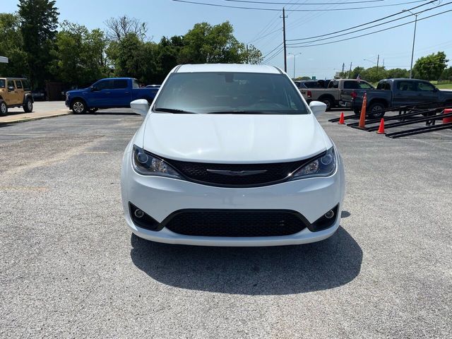2020 Chrysler Pacifica Touring FWD - 20899389 - 1