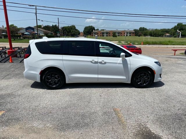 2020 Chrysler Pacifica Touring FWD - 20899389 - 7