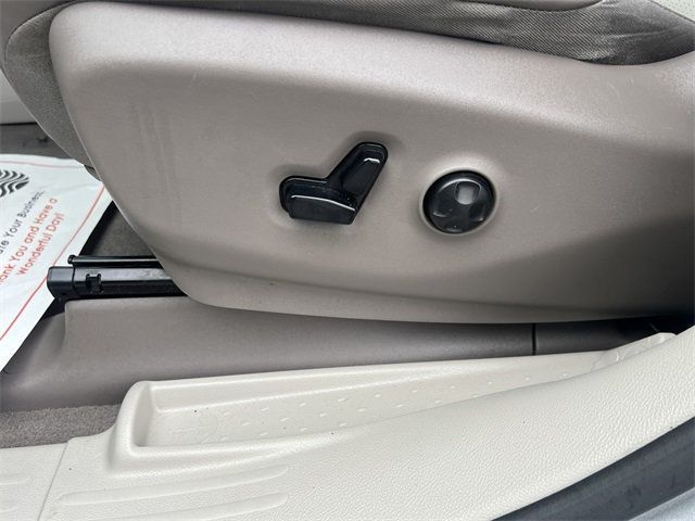 2020 Chrysler Pacifica Touring FWD - 22950543 - 10