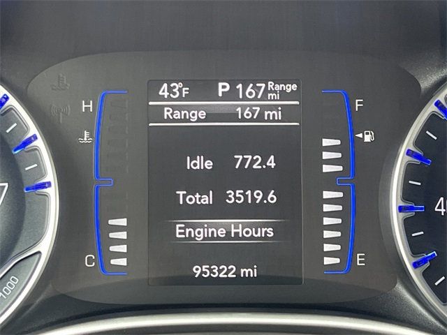 2020 Chrysler Pacifica Touring FWD - 22950543 - 25