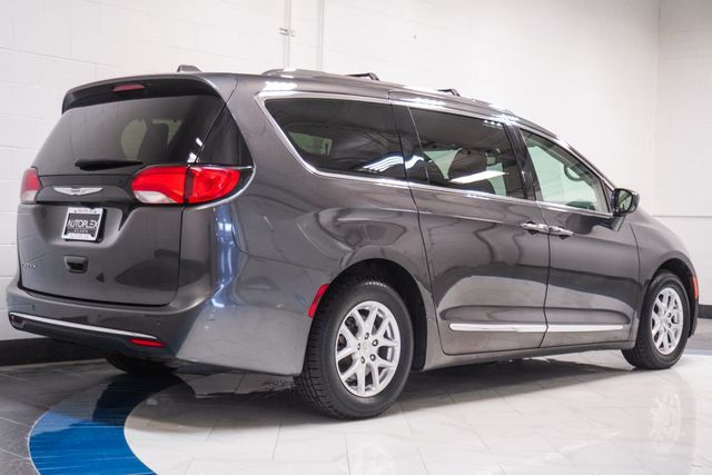 2020 Chrysler Pacifica Touring L - 23056209 - 26