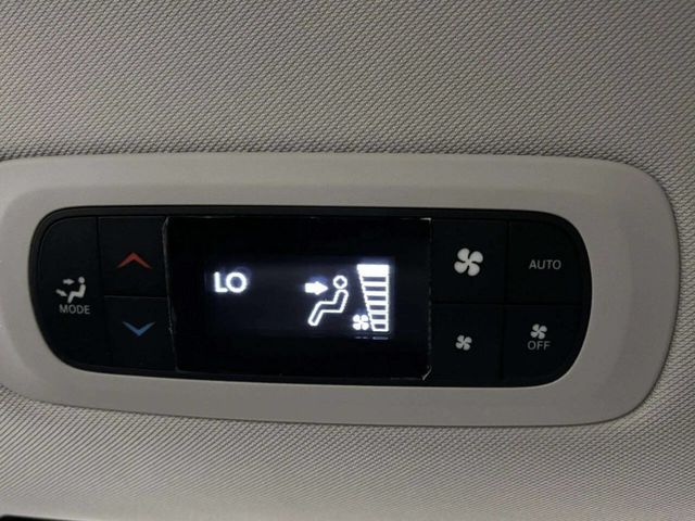 2020 Chrysler Pacifica Touring L 35th Anniversary FWD - 23011246 - 21