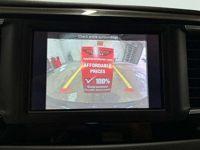 2020 Chrysler Pacifica Touring L 35th Anniversary FWD - 23011246 - 26