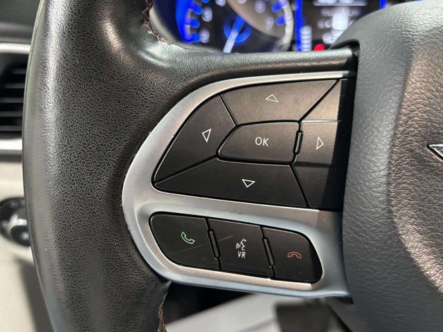 2020 Chrysler Pacifica Touring L 35th Anniversary FWD - 23011246 - 33