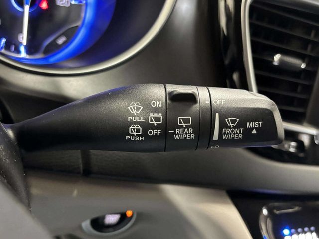 2020 Chrysler Pacifica Touring L 35th Anniversary FWD - 23011246 - 36