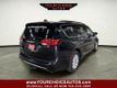 2020 Chrysler Pacifica Touring L 35th Anniversary FWD - 23011246 - 4