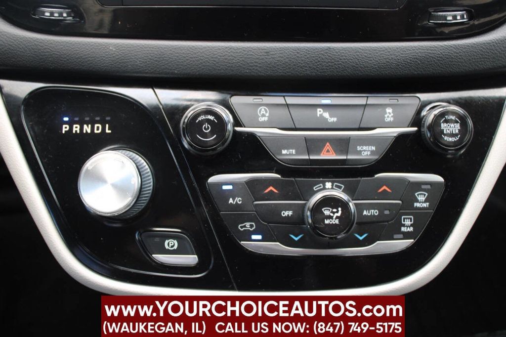 2020 Chrysler Pacifica Touring L 4dr Mini Van - 22905214 - 21